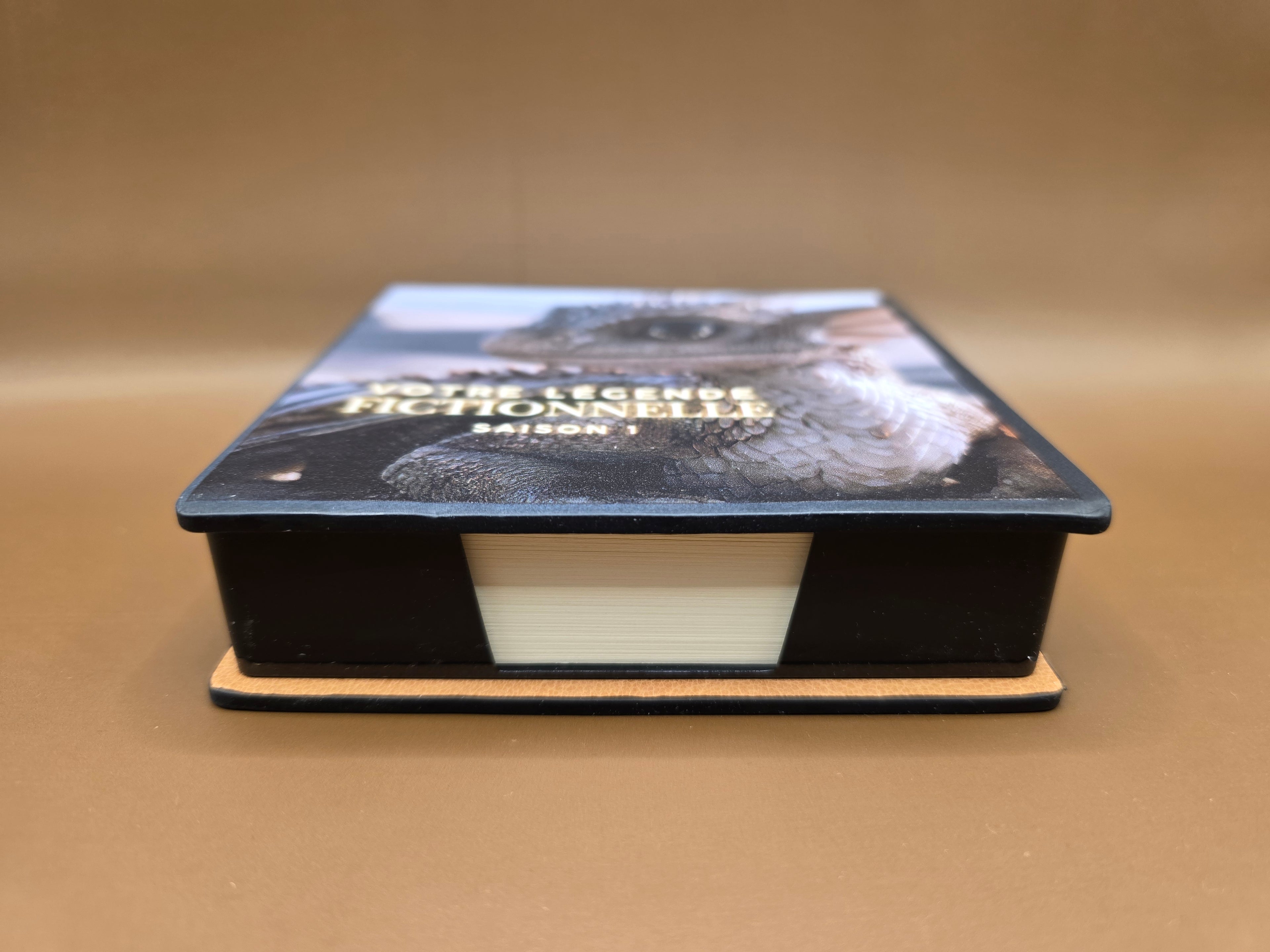 Boîte Mémo — Votre Légende Fictionnelle · Saison I