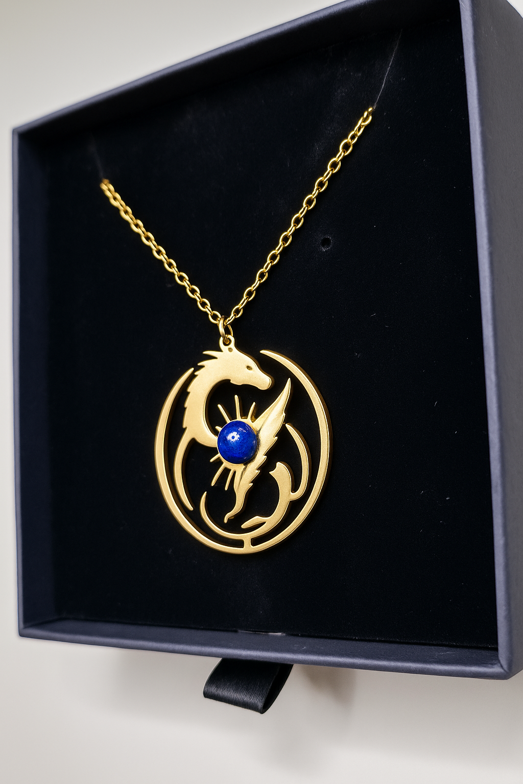 Pendentif PREMIUM — Arkan, le dragon protecteur — I Am My Own Legend